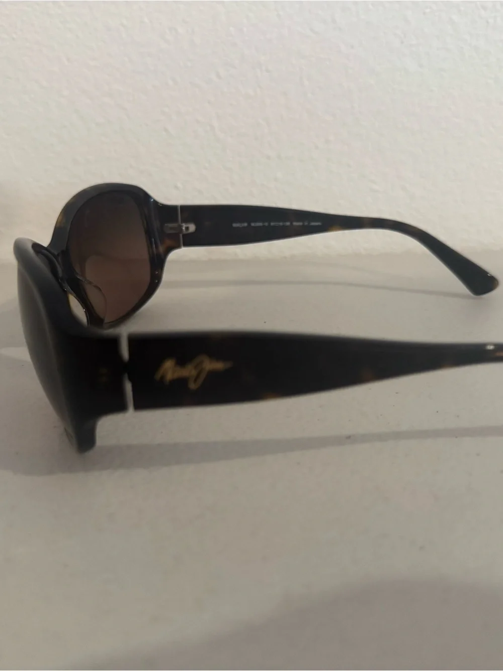 Maui Jim Nalani MJ295-10 Polarized Tortoise Sunglasses + Case